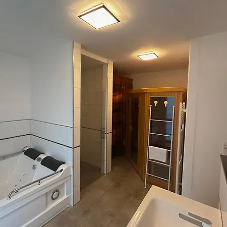 Seeseite Apartment *